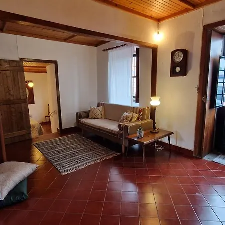 Charming Holiday House Biscoitos (Terceira)